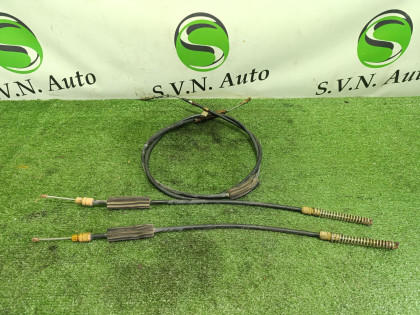 Трос стояночного тормоза 