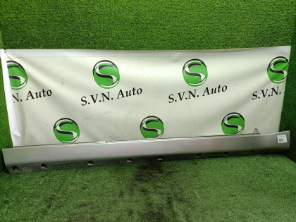 Накладка на порог правая GMT360