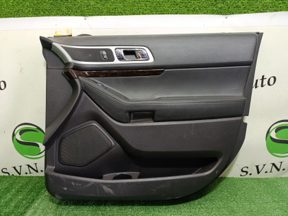 Обшивка двери передняя правая U502