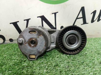 Натяжитель ремня GMT360