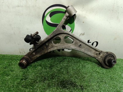 Рычаг передний левый VM4