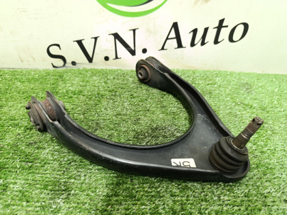 Рычаг передний правый GRS191
