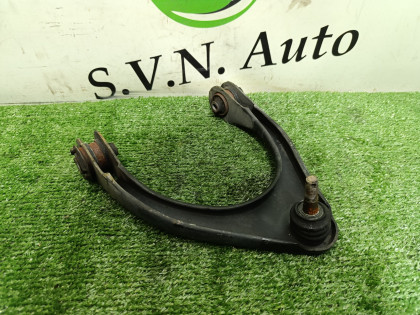 Рычаг передний правый GRS191