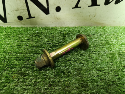 Болт регулировочный CM2