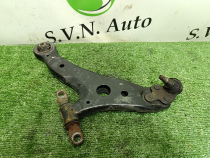 Рычаг передний левый MCR40