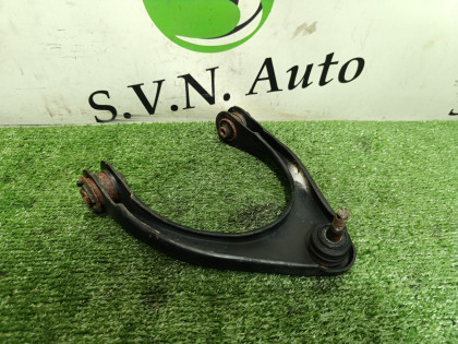 Рычаг передний правый GRS191