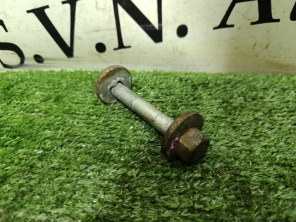 Болт регулировочный 7L6