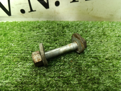 Болт регулировочный 7L6