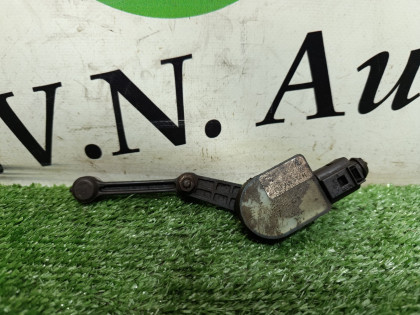 Датчик высоты дорожного просвета 7L6