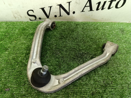 Рычаг передний правый Y50