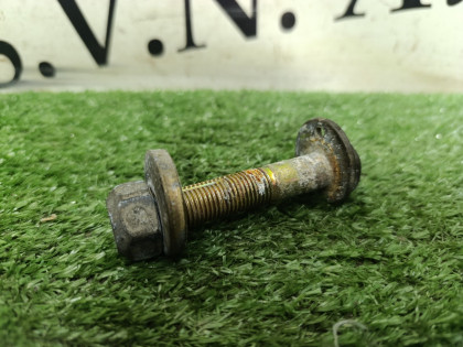 Болт регулировочный T30