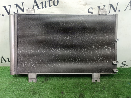 Радиатор кондиционера GRS182
