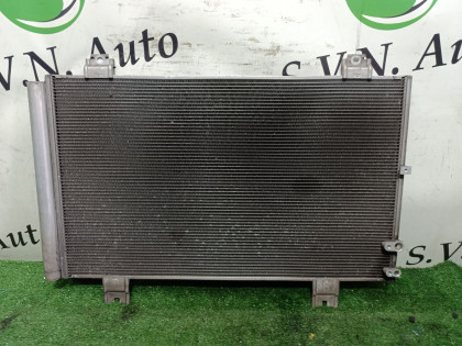Радиатор кондиционера UZS186