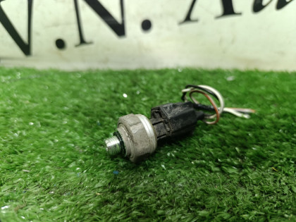 Датчик давления фреона TNJ31