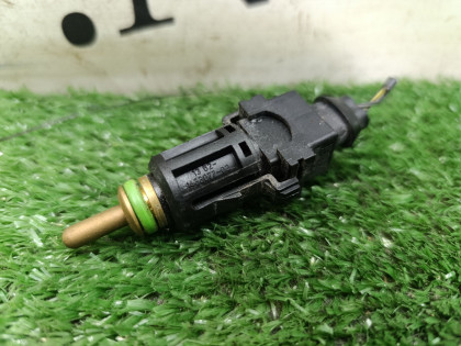 Датчик температуры охлаждающей жидкости UF16