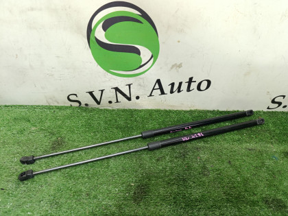 Амортизатор капота (пара) 