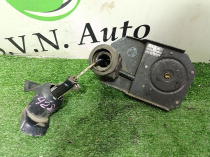 Крепление запаски 