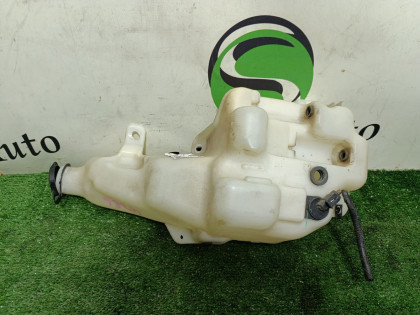 Бачок омывателя 