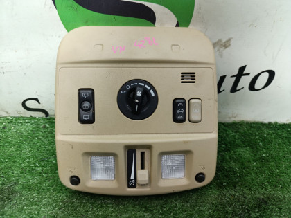 Плафон салона передний 