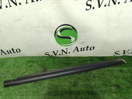 Молдинг двери 