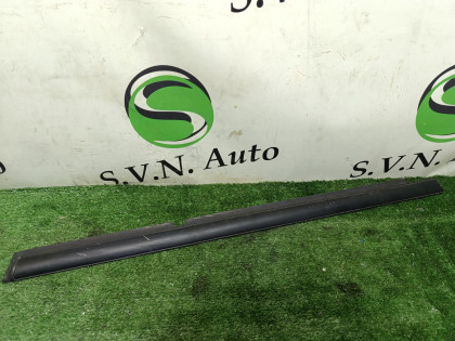 Молдинг двери 