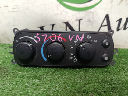 Блок управления климат-контролем DR