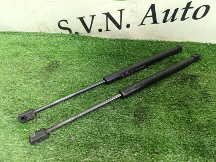 Амортизатор капота DR