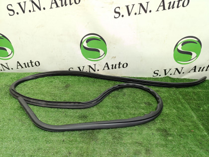 Уплотнитель двери задний DR