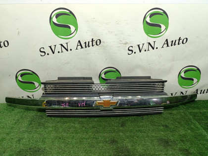 Решетка радиатора GMT360