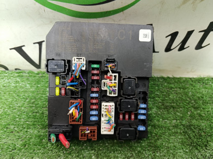 Блок предохранителей TB17