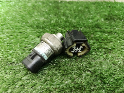 Датчик давления фреона 