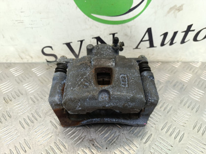 Суппорт передний правый GG3