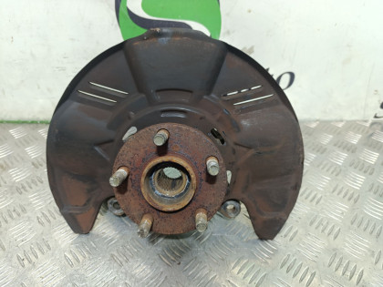 Ступица передняя правая BP5