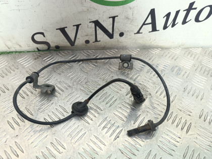 Датчик ABS передний правый BP5