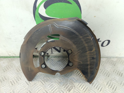 Щиток тормозного диска передний правый KY51