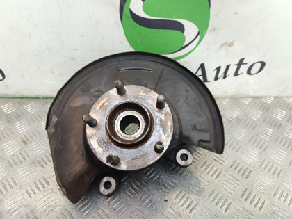 Ступица передняя правая TE52