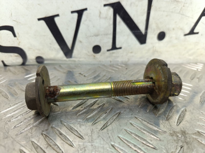 Болт регулировочный RM12