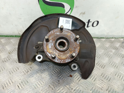 Ступица передняя правая VM4