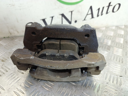 Суппорт передний левый GRS200