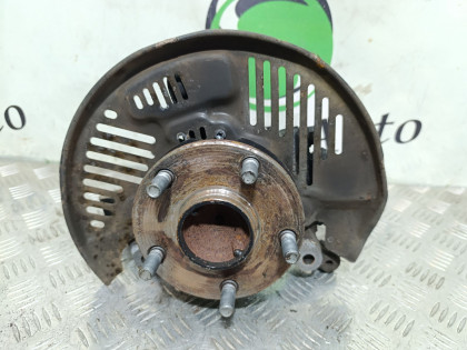 Ступица передняя правая TCR10