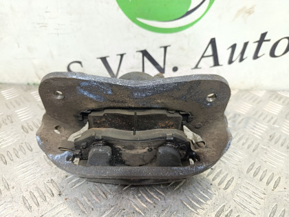 Суппорт передний правый TCR10