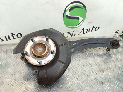 Ступица задняя левая BK5P