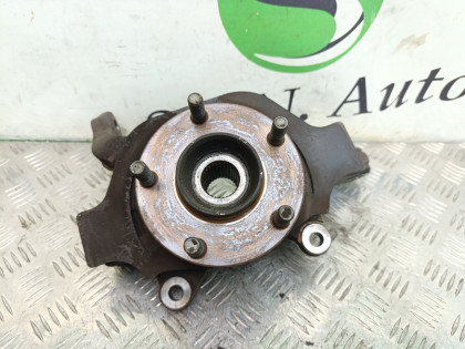 Ступица передняя правая TNJ31