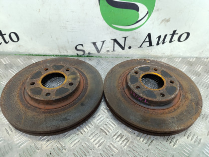 Диск тормозной передний (пара) TNJ31