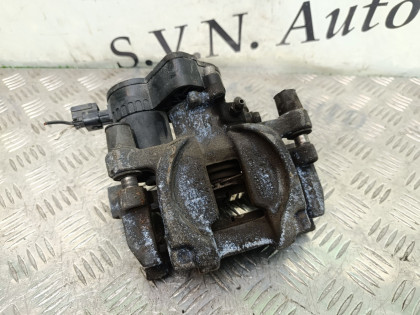 Суппорт задний правый VM4