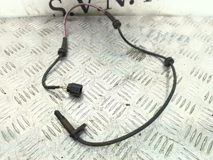 Датчик ABS передний PE52