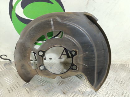 Щиток тормозного диска передний правый KY51