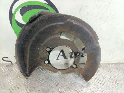 Щиток тормозного диска передний левый KY51