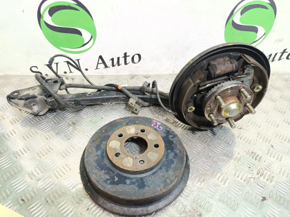 Ступица задняя левая GG2