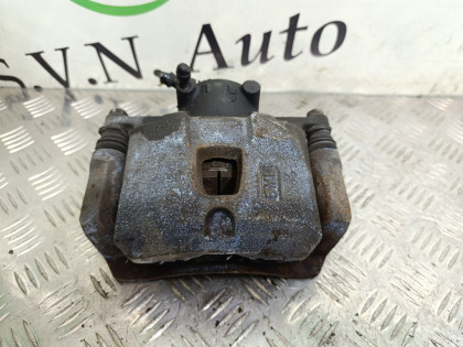 Суппорт передний левый GG2